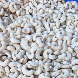 เม็ดมะม่วงหิมพานต์แบบออร์แกนิก W210 W320เม็ดมะม่วงหิมพานต์จากซันติโก้เวียดนามผู้จัดจำหน่ายที่เชื่อถือได้ - Product Image 1