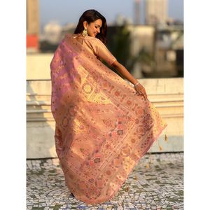 Sari de Seda Kora Premium Elite Weaves con Bordado Meenakari y Zari, con Blusa de Brocado y Pallu Elegante para Bodas Indias/Pakistaníes - Product Image 2