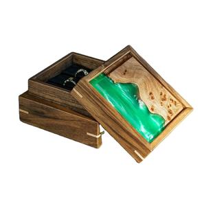 Caja de Madera y Resina Epoxi Ecológica Hecha a Mano, Pulida, Hexagonal, para Joyas y Anillos, con Incrustaciones Azul Océano, Estuche de Regalo Empresarial - Product Image 1