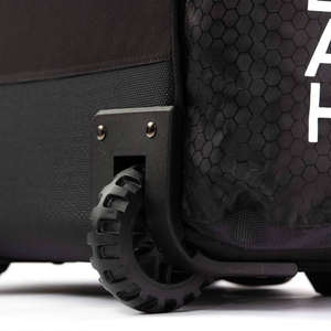 Sacs de sport sur mesure avec logos personnalisés, bretelles réglables et tissu polyester durable pour les importateurs de vêtements de sport - Product Image 6