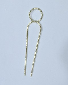 เครื่องประดับผมสำหรับผู้หญิงที่ยั่งยืนทนทาน ปิ่นปักผมทองเหลืองยาวรูปหัวใจ ทำจากโลหะทองเหลืองที่ทนทาน - Product Image 3