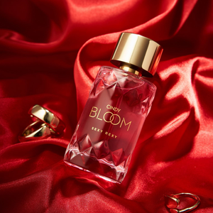 น้ำหอมสเปรย์ติดทนนานน้ำหอมดอกไม้ผู้หญิง Eau de Parfum Cindy Bloom-เซ็กซี่ rexy (50มล.) สเปรย์จากเวียดนาม - Product Image 1