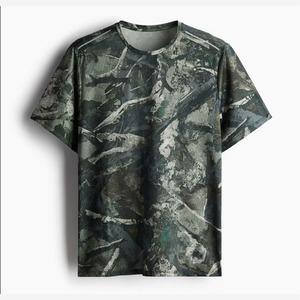 เสื้อยืดคอกลมแขนสั้นสีดำสำหรับผู้ชาย ผ้าโพลีเอสเตอร์ถัก 100% ระบายอากาศได้ดี แห้งเร็ว สีพื้น ทรงปกติ สวมใส่สบาย มีโลโก้ด้านหน้า - Product Image 5