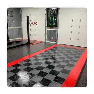 Dalles de sol emboîtables en PP robustes pour entrepôt, revêtement de sol vinyle au design moderne avec surface parquet pour sols de garage en dalles - Product Image 1