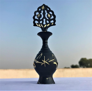 Porta Surma de Latón Hecho a Mano – Contenedor Tradicional de Latón para Kohl, para el Hogar, Cuidado Personal y Uso Decorativo - Product Image 1