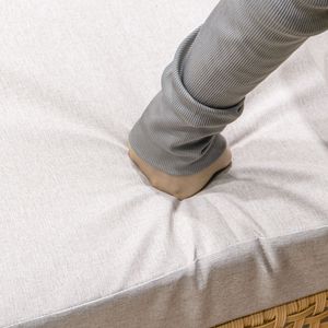 K & K Ensemble de 8 meubles de patio 43 "Table de foyer Ensemble de conversation pour l'extérieur 60,000 BTU 43 pouces Coussins de feu au propane rectangulaires - Product Image 2