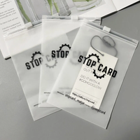 Sacs en polyéthylène refermables avec logo imprimé pour vêtements, t-shirts, emballage en plastique givré personnalisé avec fermeture éclair, sacs à fermeture éclair pour vêtements