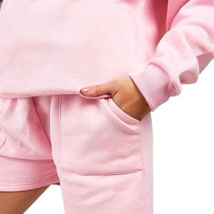 Conjunto de 2 Piezas para Mujer, Sudadera con Capucha y Pantalones Cortos, Logotipo Bordado Personalizado, Ropa Deportiva Urbana, Estilo Hip Hop, Corte Regular - Product Image 5
