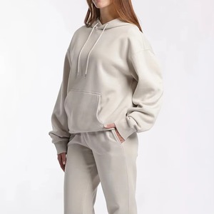 Conjunto Deportivo para Mujer, Última Moda 2026, Diseño Atractivo, Material Premium, Logotipo Personalizable, Gran Venta - Product Image 4