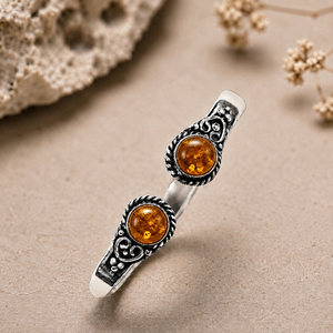 Brazalete Abierto de Dos Piedras de Ámbar Báltico Golden Ember Hydro, Chapado en Oro, Latón, Artesanal, Unisex, Clásico - Product Image 5