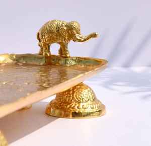 Plateau de service rectangulaire de luxe en métal, motif éléphant traditionnel, plaqué or, poli à la main, décoratif pour fruits secs et décoration intérieure - Product Image 4