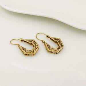 Pendientes de Aro Geométricos Chapados en Oro, Estilo Vintage, Joyería de Moda Cristiana Unisex, Aleación de Latón, Regalo - Product Image 2