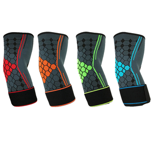 Genouillère unisexe respirante en Spandex et Polyester, manchon de compression, motif hexagonal orange et noir, à enfiler - Product Image 6
