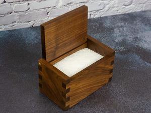 Salière en bois minimaliste ronde faite à la main, boîte de rangement pour épices de cuisine, conteneur à sel naturel pour comptoir - Product Image 6