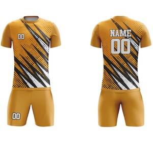 Tela Transpirable OEM de Primera Calidad para Hombre, Camiseta de Fútbol de Calidad Superior, Manga Personalizada con Logotipo, Color Sólido, 100% Poliéster - Product Image 1