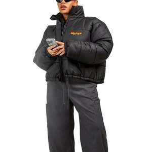 Nouvelle Arrivée Veste Matelassée Homme Fabriquée en Usine, Tricotée, Hiver, Extérieur, Respirante, Coupe-Vent, Broderie Imprimée, Tendance, Coton - Product Image 3