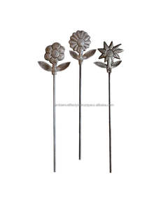 Supports de plantes en fer forgé faits à la main pour parterres de fleurs, décoration de jardin, tiges de support métalliques résistantes aux intempéries pour l'extérieur - Product Image 4