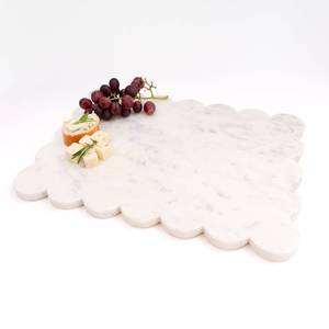 Tabla de Cortar Rectangular FAIZA CRAFT Hecha a Mano de Resina Ecológica, Resistente y Apta para Lavavajillas, con Mango de 1.5cm de Grosor - Product Image 5