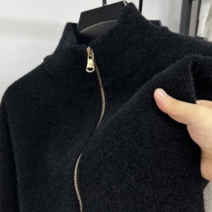 Veste en tricot tendance à col montant, fermeture éclair, design minimaliste, couleur unie, vêtements en tricot pour hommes - Product Image 4