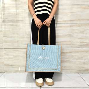 Bolsa de Compras de Yute Ecológica para un Embalaje Sostenible - Product Image 6