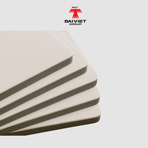 Paneles de PVC de carbón de bambú 0,7 de alta densidad, tableros decorativos elegantes de 1220x2440mm que combinan características ecológicas impermeables - Product Image 5