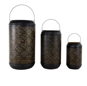 Iron <b>Lantern</b> With <b>Gold</b> Dot Pattern Portable Home Decoration Candle Holder Ambient Lighting Outdoor Patio Decor Used Party - Product Image 6