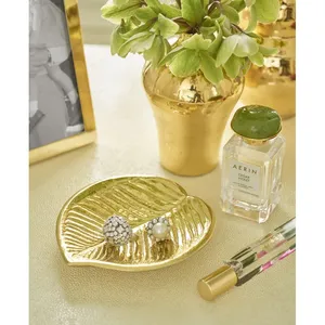 Mesa de Metal con Acabado de Espejo de Lujo para Banquetes de Boda, Diseño de Plantas, No Tóxica, Estilo Americano, para Servir Comida, ZAHID EXPORTS - Product Image 3