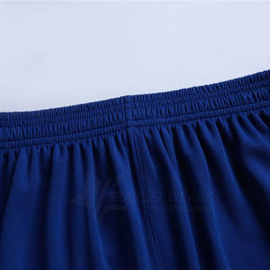 Uniforme de football de haute qualité, respirant, léger et écologique, fabriqué en polyester pour hommes adultes - Product Image 6