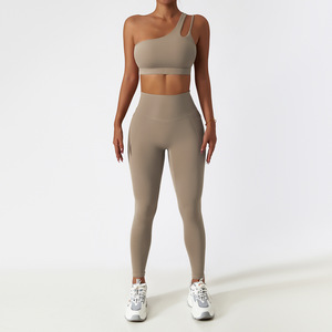 Conjunto de Yoga Asimétrico de Un Hombro, Leggings de Cintura Alta y Largo Completo, Sin Costuras, 2 Piezas, Color Negro Sólido, Spandex y Poliéster, Ropa Deportiva - Product Image 4