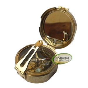 Brújula marina de latón hecha a mano de calidad extrema y fina con un diseño hermoso y moderno. - Product Image 1