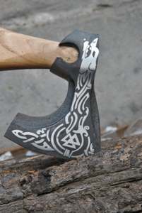 Hacha Vikinga, Hacha Vikinga de Acero al Carbono, Hacha Vikinga Personalizada Forjada a Mano para Decoración de Pared, Hacha Vikinga Hecha a Medida para Regalo - Product Image 4