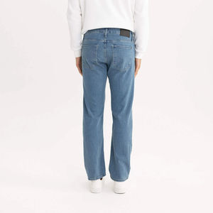 Jeans en denim délavé coupe droite pour homme, taille régulière, en coton extensible, pantalon décontracté à jambe droite, fabricant OEM - Product Image 3