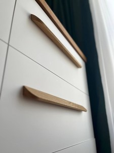 Poignées de porte et de fenêtre anciennes, poignées de porte de placard et poignées de meubles en bois de noyer personnalisées, boutons de tiroir, poignées de meuble de cuisine - Product Image 2