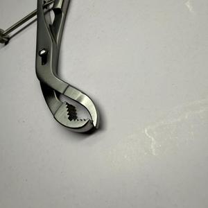 Pinzas para Sujetar Huesos, Pinzas Autocentrantes con Placa de Fijación de Hilo, 1 Pieza - Product Image 3
