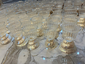 Gobelet à cocktail décoratif artisanal en verre mosaïque de coquillages de qualité supérieure, fait main, avec base en coquillages naturels, fabricant en gros - Product Image 6