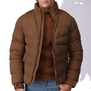 Doudounes respirantes de haute qualité pour hommes vente en gros OEM personnalisé uni grande taille poches zippées polyester vêtements d'extérieur hiver - Product Image 1