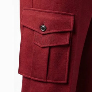 Reproduction de pantalon de combat allemand en toile droite légère, avec panneaux détaillés, poches pratiques et robustes. - Product Image 5