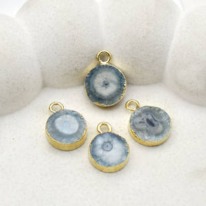 Pendentif rond en Tanzanite et Quartz Solaire, bord plaqué or, breloque en pierre précieuse, fourniture pour la fabrication de bijoux bohèmes, vente en gros - Product Image 5