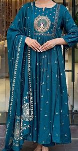 Kurti en viscose rayonne vert sarcelle pour femme avec dupatta brodé, coupe ample traditionnelle longue jusqu'au sol, tenue décontractée Inde Pakistan - Product Image 4