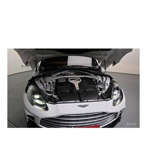 Aston Martin DBX 4.0 V8 707 de 2023/10, 19.772 km, Volante a la Izquierda, Caja de Cambios Automática con Cámara Trasera - Product Image 6