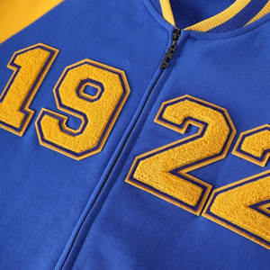 Chaqueta Varsity SGRho 1922 Azul Real con Forro Polar Dorado, Estilo Letterman, Cierre de Botones a Presión, Cálida, para Universidad, Hermandad, Béisbol, Casual, Moda - Product Image 6