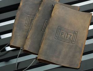 Porta Menús Plegable de Cuero Resistente, a Prueba de Olores y Polvo, para Restaurante, Cafetería, Hotel, con Acabado Premium - Product Image 6