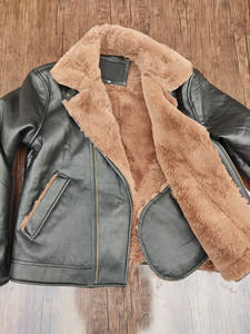 Blousons universitaires pour femmes personnalisables style fourrure, nouveau design à fermeture éclair, en cuir véritable, coupe-vent, chauffants - Product Image 6