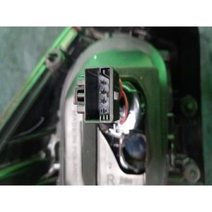 Conjunto de Luz Trasera Derecha para Golf, Usado, OEM 5G0945096P - Product Image 6