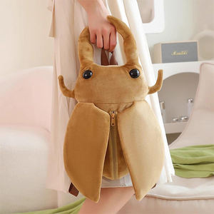 Sac à dos en peluche personnalisé en forme de coléoptère marron, doux et réaliste, idéal pour les sorties quotidiennes et l'école - Product Image 3