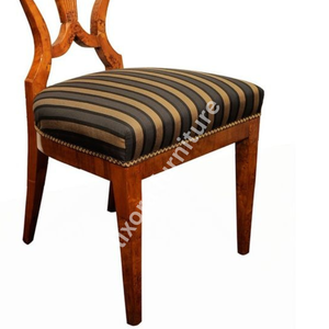 Silla de Comedor de Madera de Burl Hecha a Mano de Lujo con Respaldo Ornamentado Tallado y Asiento Tapizado en Tela a Rayas - Product Image 4