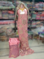 Ensemble de tissu Fransawi Dirac en sergé écologique rose poudré et jacquard floral doré assorti à un châle uni pour robes de mariage