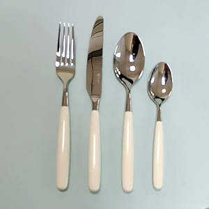 Ensemble de couverts individuels en acier inoxydable doré, style occidental, avec manche en résine rose pastèque, faits à la main - Product Image 6