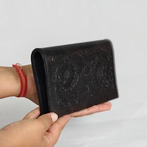 Handmade Genuine Leather Long Wallet With <b>Embossing</b> Floral Pattern Vintage Style Fold Closure Unisex Daily Use - Product Image 2
