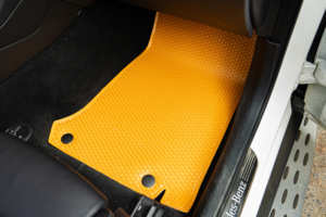 เสื่อพื้นพีวีซีกันน้ำ5มม. 5ชิ้นสำหรับซีดาน2แถวกะตะ Vina ผลิตในเวียดนามฮานอย - Product Image 5